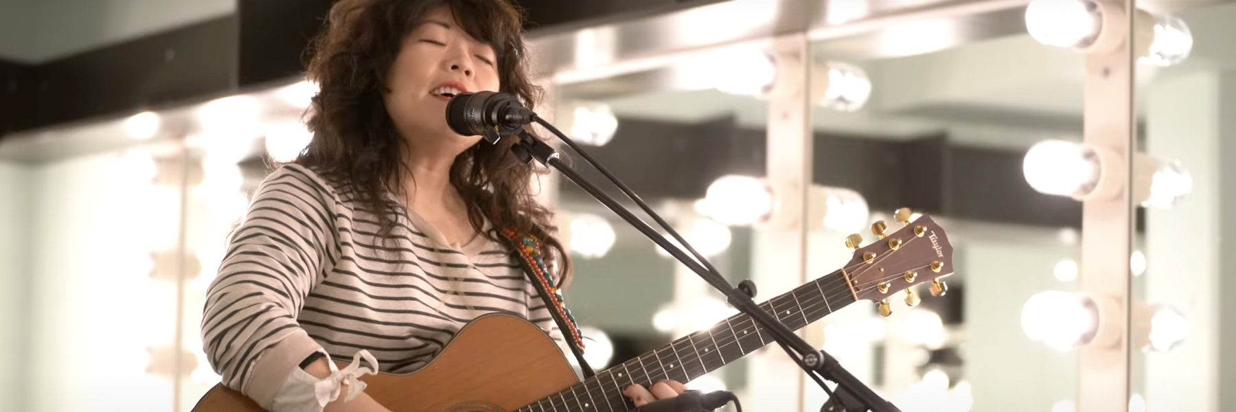 BettySoo performs One Thing