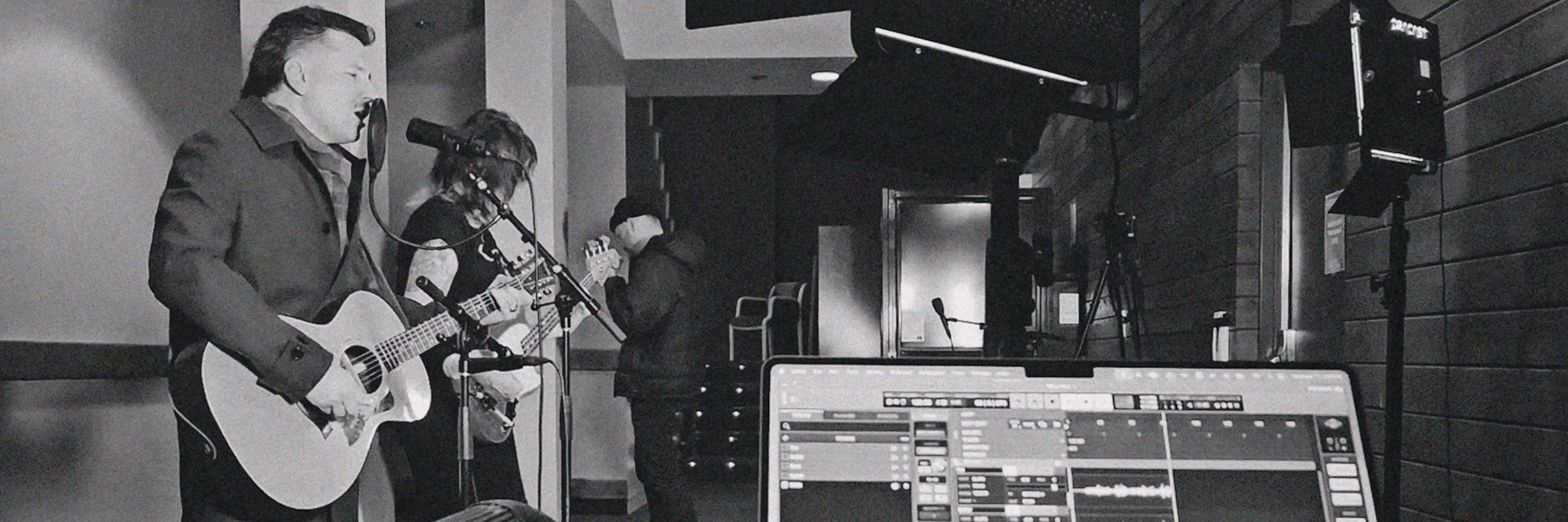 Mikey Moo performs Sweetie Pie